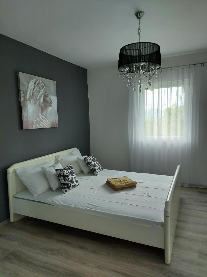 Villa Vikendica Gaj Gornji Milanovac Exterior foto
